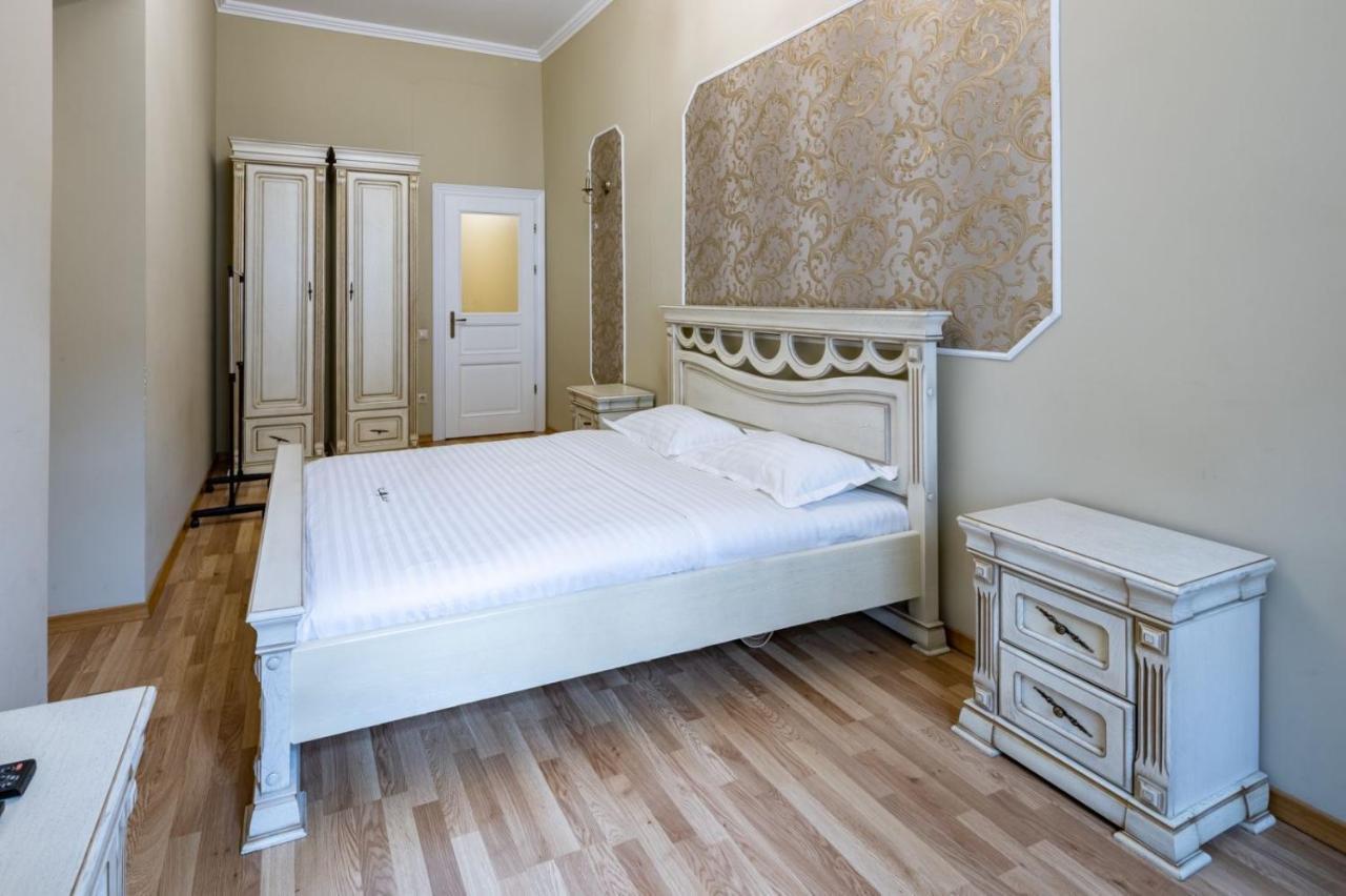 Ferienwohnung Romari Сербська 9 Lemberg Exterior foto